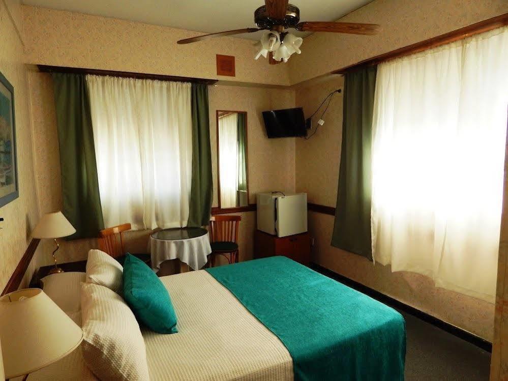 Hotel Atlantico Comodoro Rivadavia Exterior photo
